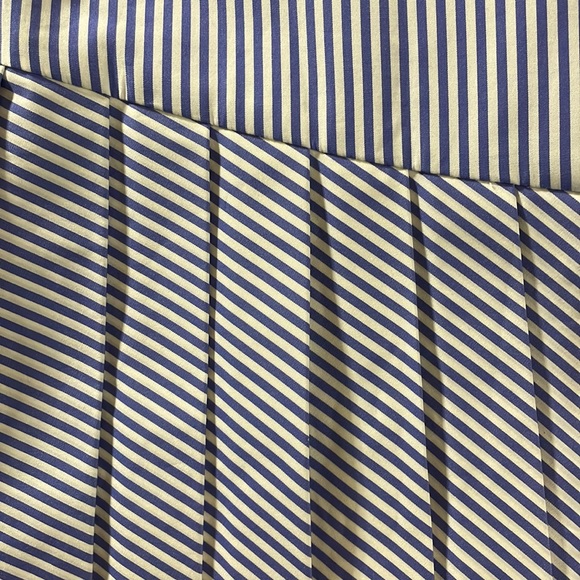Nordstrom Signature Blue and White Striped Pleated Asymmetrical Skirt Size 12 - Picture 8 of 16